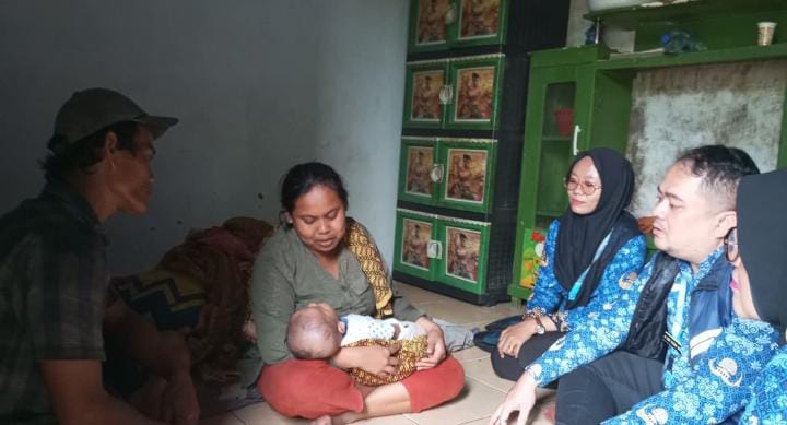 Diduga Akibat Proses Persalinan, Bayi Warga Desa Daon Alami Cacat 1 IMG 20260119 WA0090 Klik Pantura