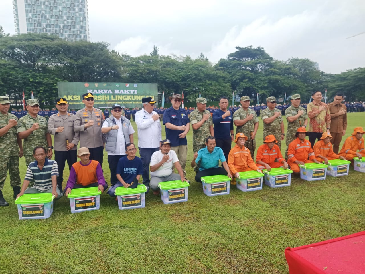 Korem 052/Wijayakrama Gelar Aksi Bersih Lingkungan di Tangsel, Antisipasi Dampak Cuaca Ekstrem 1 IMG 20260131 WA0047 Klik Pantura