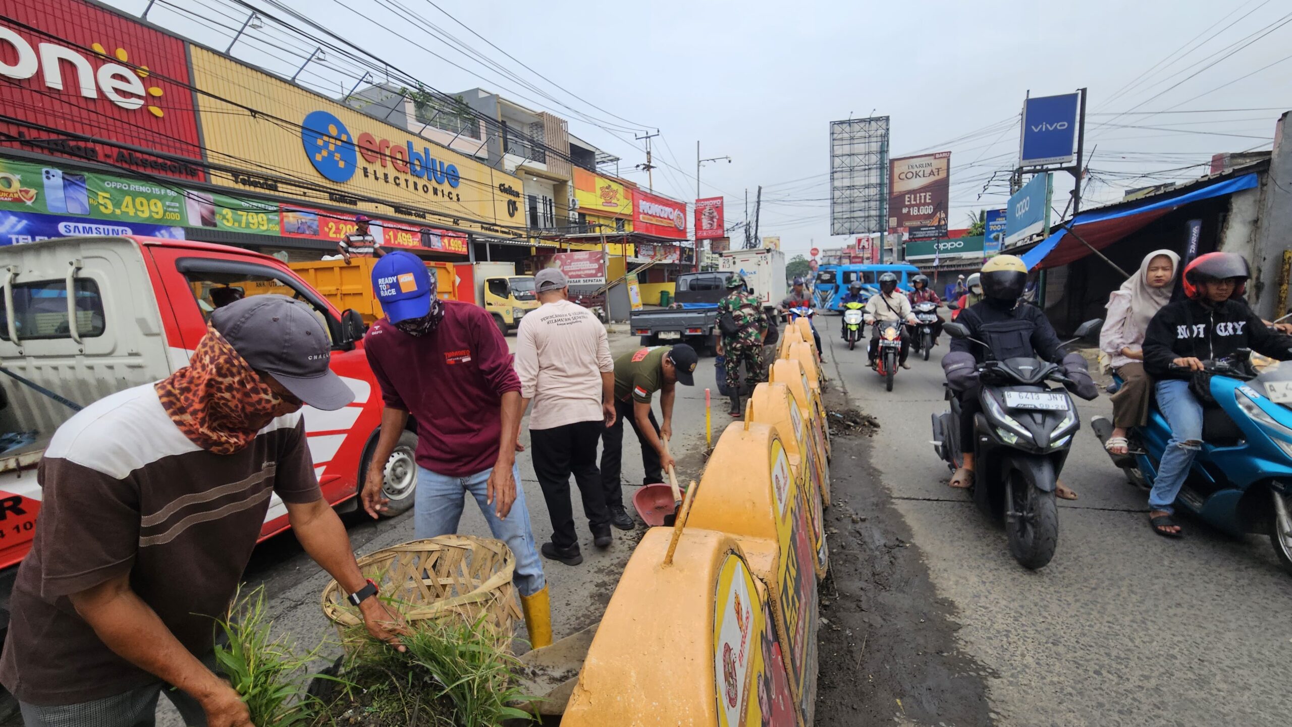 Tim Kecamatan Sepatan Gelar Jumat Bersih Bersama, Camat dan Sekcam 3 IMG 20260206 WA0039 1 scaled Klik Pantura