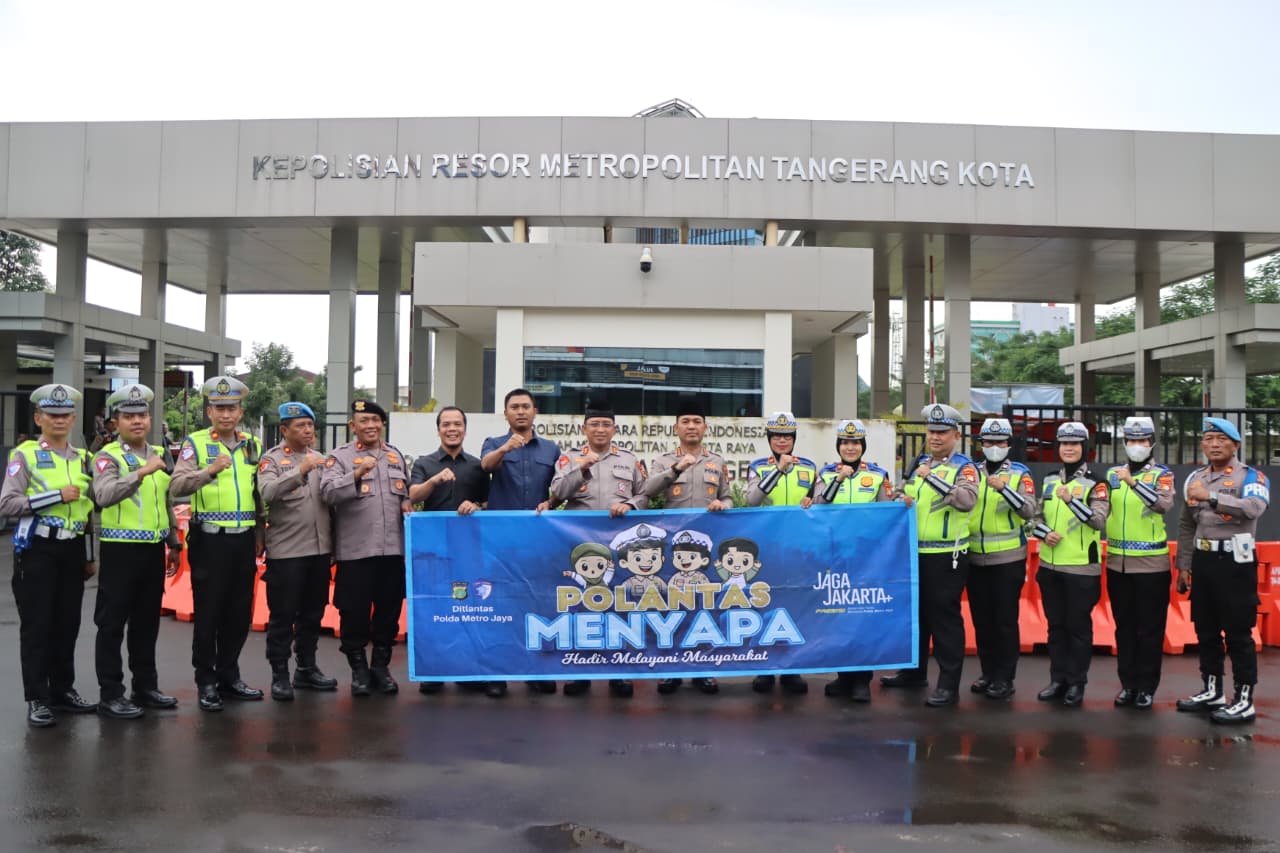 Tak Sekadar Tugas, Polisi Metro Tangerang Kota Berbagi dan Menguatkan Silaturahmi di Bulan Suci 1 IMG 20260305 WA0091 Klik Pantura