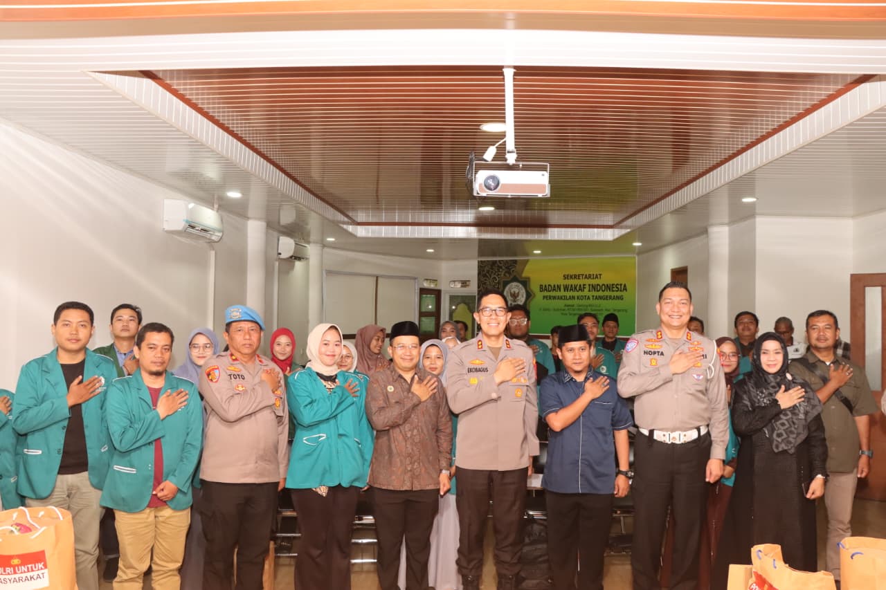 Sinergi Tanpa Batas, Polres Metro Tangerang Kota Pererat Hubungan dengan Mahasiswa Lewat Halal Bihalal dan Bakti Sosial 1 IMG 20260326 WA0133 Klik Pantura