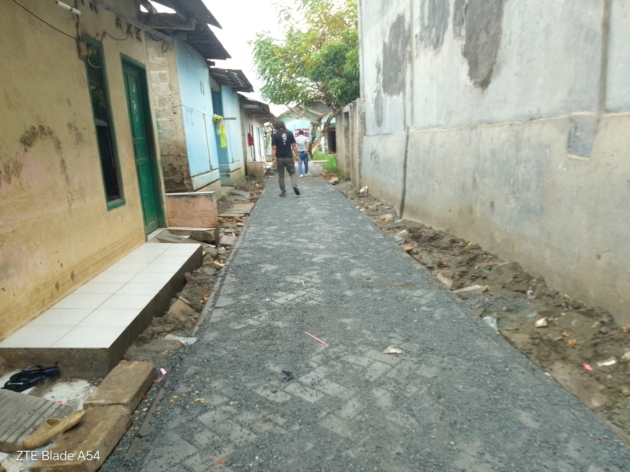 Warga Lontar Senang, Jalan Gang Menuju Rumah Kini Diperbaiki dan Dipaving Sesuai Keinginan 1 IMG 20260302 151319 scaled Klik Pantura