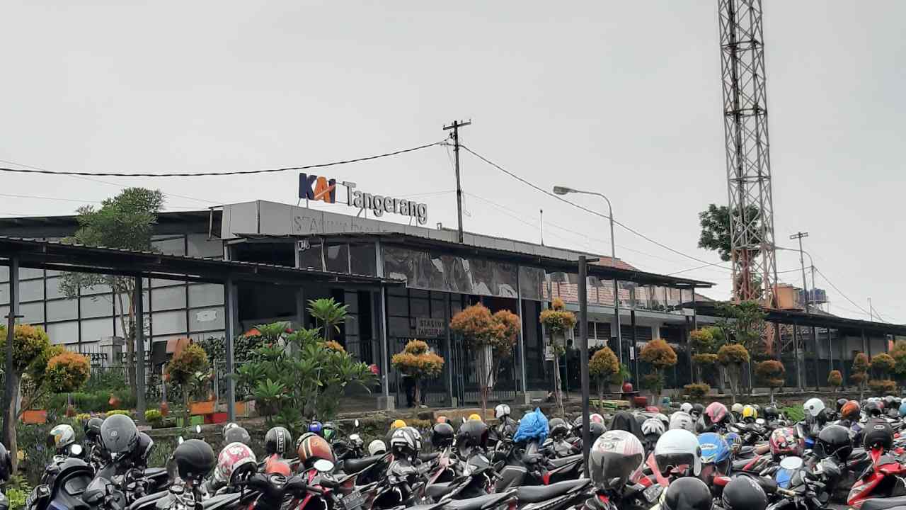 tempat parkir stasiun tangerang 9f6682998a Klik Pantura