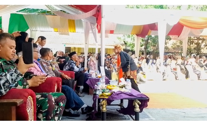 SDN Sepatan V Gelar Pelepasan dan Kenaikan Kelas, Usung Tema “Menciptakan Generasi Hebat yang Siap Menggapai Asa 3 Screenshot 20260620 1006592 Klik Pantura