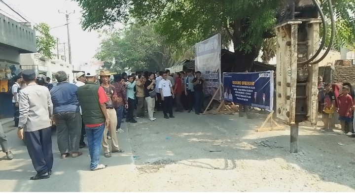 Alhamdulillah, Jalan Raya Gardu Tanah Merah Mulai Diperbaiki, Warga Desa Kayu Agung Sampaikan Apresiasi 1 Screenshot 20260729 1430572 Klik Pantura