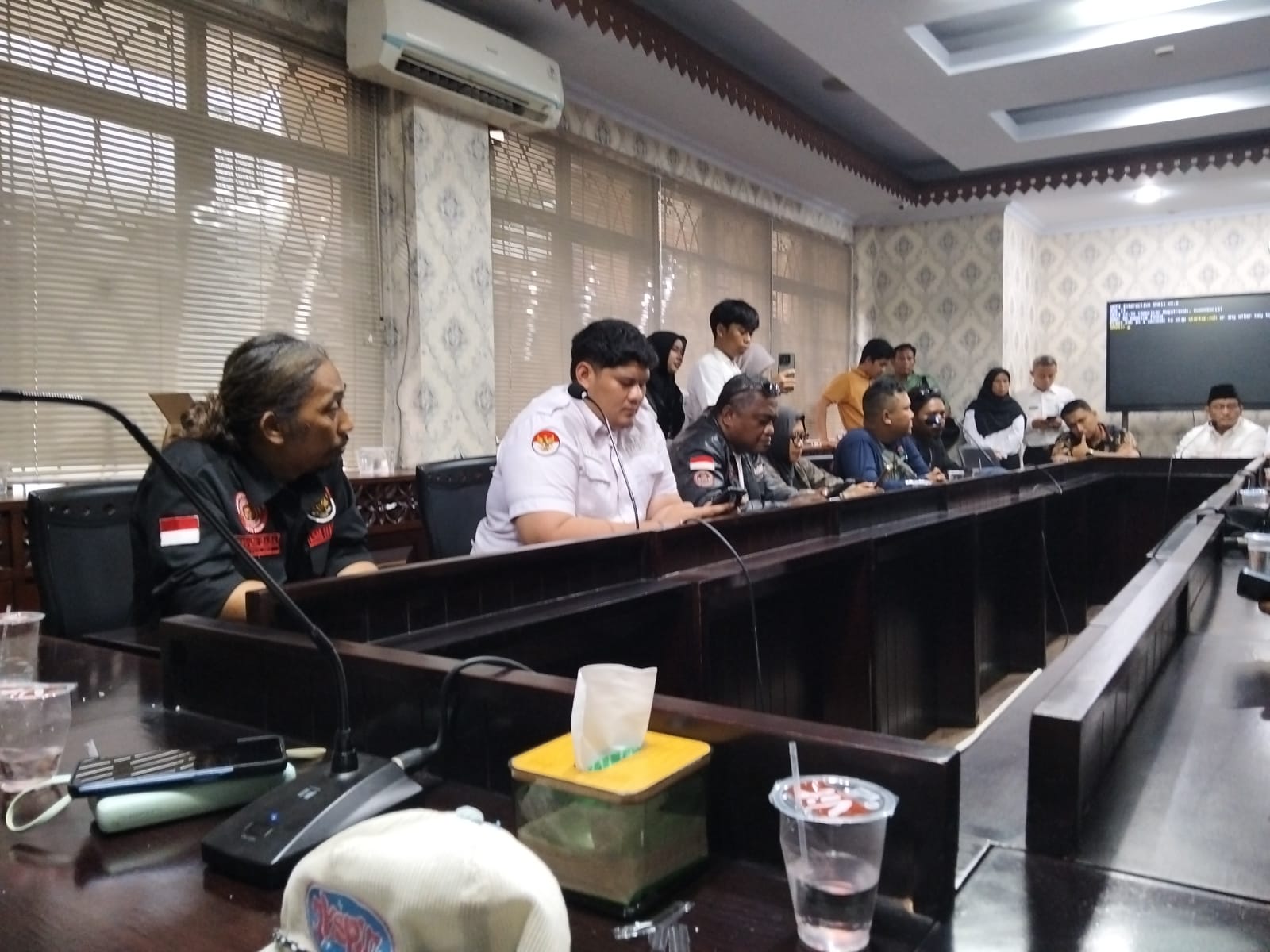 LSM HARIMAU Dampingi Pedagang Tumpah Pasar Baru Kota Bekasi Temui Ketua DPRD dan Komisi III, Minta Solusi Relokasi 1 IMG 20260902 WA0060 Klik Pantura