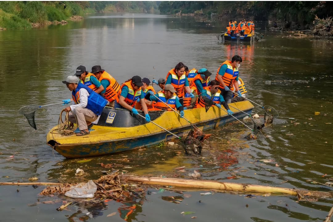 JHL Group dan Banksasuci Bersihkan Sungai Cisadane Jelang World Cleanup Day 3 IMG 20260920 WA0009 Klik Pantura